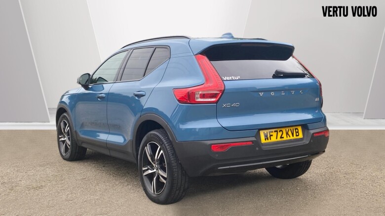 Volvo XC40 2.0 B3P Plus Dark 5dr Auto Petrol Estate